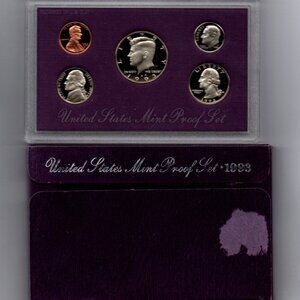 1993-S US Mint Proof Set.... 5 Coins.... Original US Mint Box And COA
